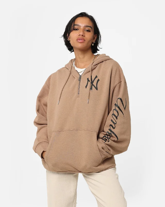 New Era New York Yankees Quarter Zip Sleeve Script Hoodie Khaki/Black Hoodie with Tie-Dye Psychedelic Retro